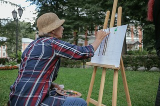 В Государственном историко-литературном музее-заповеднике А. С. Пушкина состоялся пленэр «Рисуем с любовью к планете»