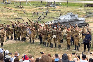 В мероприятии были задействованы члены военно-исторических клубов Москвы, Московской, Калужской, Орловской, Тульской областей
