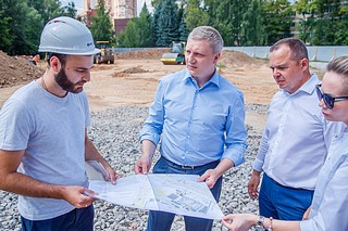 Секретарь Одинцовского отделения «Единой России» Андрей Иванов проинспектировал ход строительства центра диспансеризации «Здоровье Подмосковью»