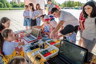 На фестивале молодежи и студентов работали более 16 локаций — интерактивных площадок