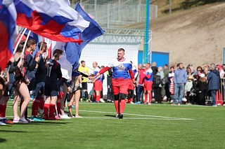 В Звенигороде состоялся матч-открытие обновленного стадиона «Спартак»: в день 870-летия города на поле сразились команды звезд российского футбола и местных жителей