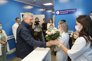 Глава Одинцовского округа Андрей Иванов вместе с жителями открыл диагностическое отделение Звенигородского подразделения Одинцовской областной больницы