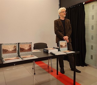В Звенигороде прошла презентация книги «Звенигородские истории. Очерки по истории старинных районов и домов Звенигорода»