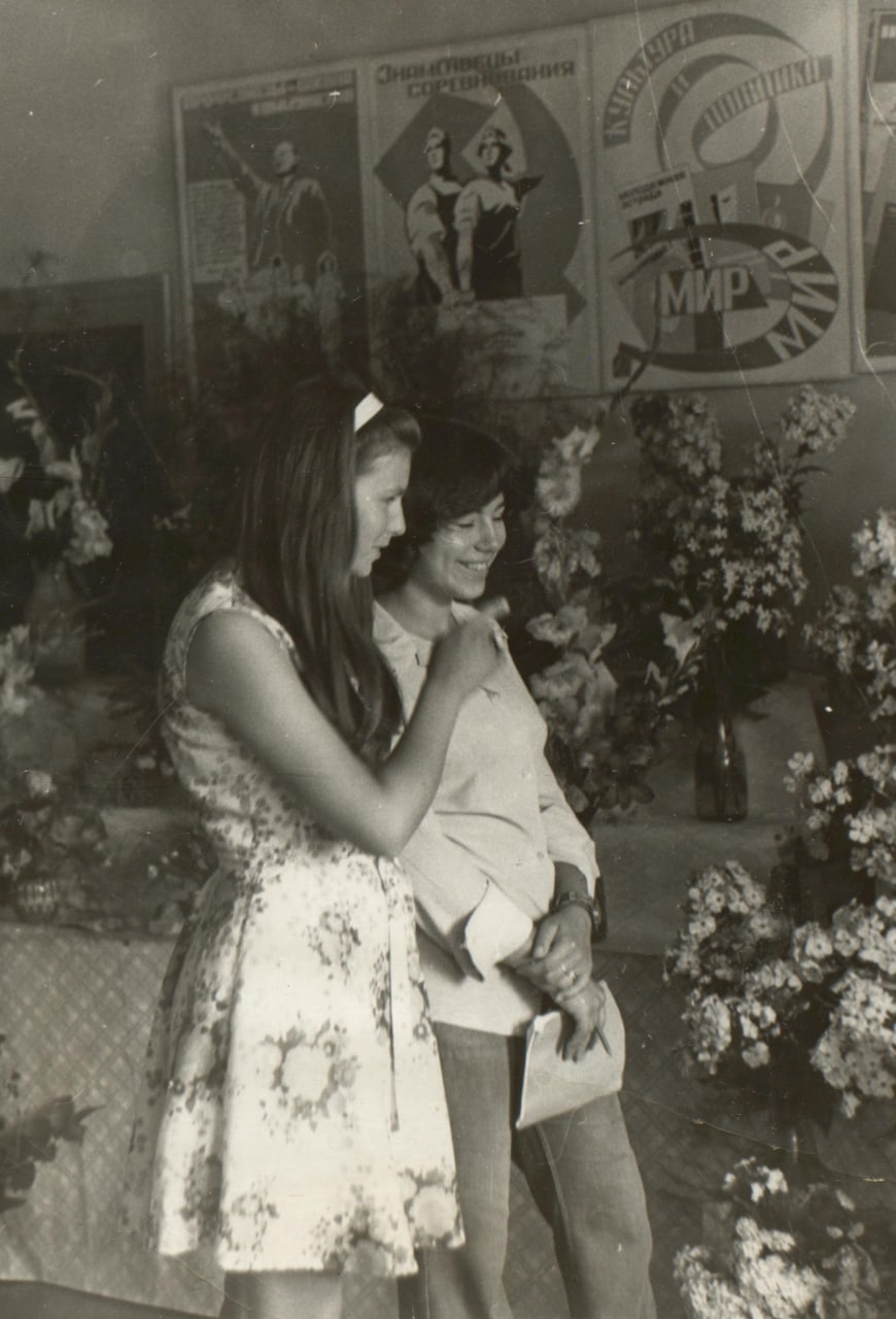 В Звенигороде в 1970-1980-е годы проводились ежегодные цветочные выставки. Их совместными усилиями организовали местное Общество охраны природы и городской дом культуры, Сентябрь