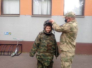 Сотрудники Росгвардии из Одинцово провели акцию «Мы против терроризма»