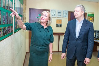 Глава округа ознакомился с условиями работы филиала, осмотрел испытательный лабораторный центр, который обеспечивает проведение большого количества необходимых исследований и измерений