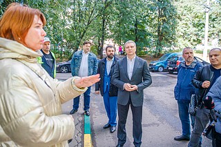 Ход капитального ремонта дома № 6 по улице Маковского проверил глава Одинцовского округа Андрей Иванов