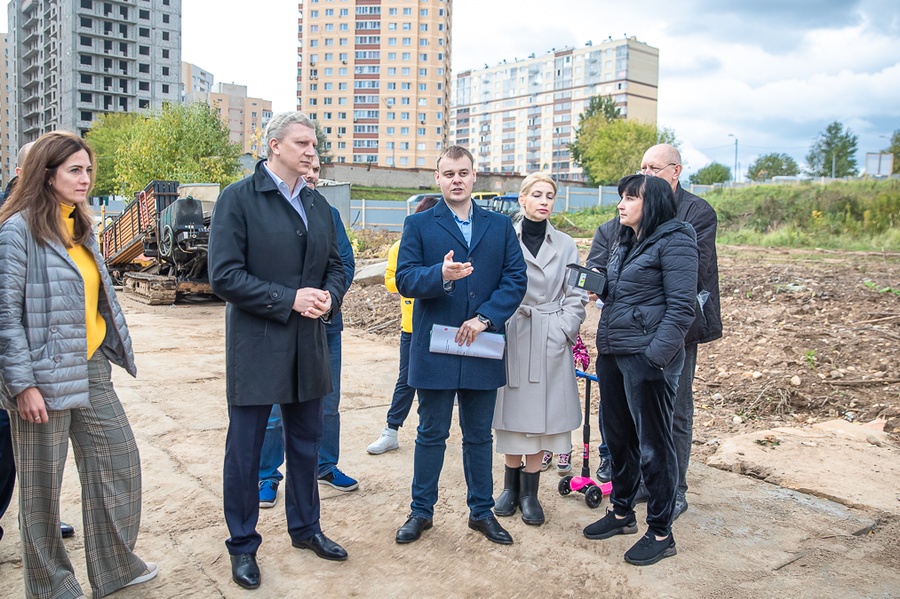 Глава Одинцовского округа Андрей Иванов отметил, что образовательное учреждение будет построено с опережением срока, Сентябрь