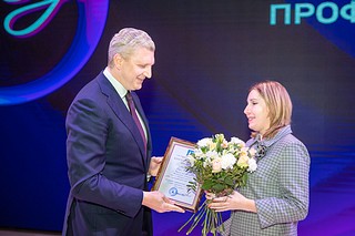 Андрей Иванов поздравил одинцовских учителей с профессиональным праздником
