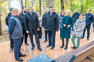 Андрей Иванов проинспектировал работы по благоустройству сквера возле музея-заповедника А. С. Пушкина