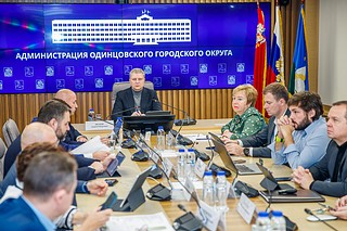На еженедельном совещании главы Одинцовского округа Андрея Иванова обсудили ход строительства и ремонт объектов здравоохранения
