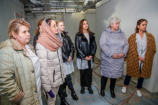 Глава округа Андрей Иванов совместно с профильными заместителями проинспектировал ход строительства, а также пообщался с будущими медицинскими работниками центра