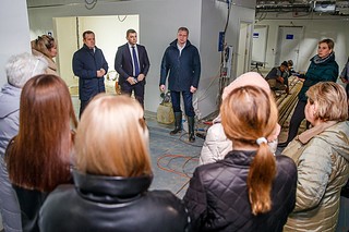 Глава округа Андрей Иванов совместно с профильными заместителями проинспектировал ход строительства, а также пообщался с будущими медицинскими работниками центра
