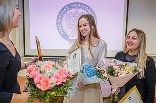 Лучшим работникам ИФНС № 22 вручили награды от Федеральной налоговой службы, губернатора Подмосковья, главы Одинцовского округа, Мособлдумы и местного Совета депутатов