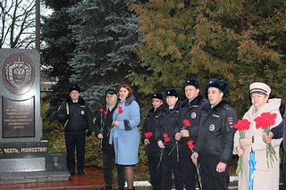В День памяти сотрудников органов внутренних дел, погибших при выполнении служебных обязанностей, состоялась встреча личного состава УМВД России по Одинцовскому городскому округу, председателя Совета ветеранов УМВД Александра Тарасова с ветеранами органов внутренних дел
