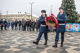 9 декабря в России отмечают День Героев Отечества