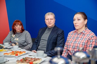 Глава Одинцовского округа Андрей Иванов встретился с родными мобилизованных жителей муниципалитета, которые сейчас выполняют задачи в рамках специальной военной операции