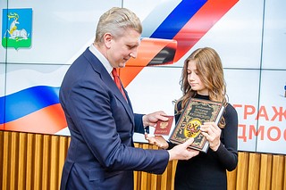 Андрей Иванов вручил паспорта 22 юным жителям муниципалитета