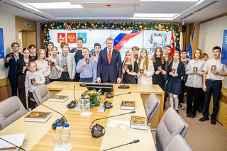 Андрей Иванов вручил паспорта 22 юным жителям муниципалитета