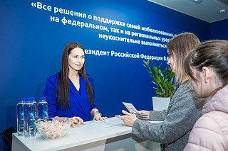 Более 1000 семей мобилизованных получат новогодние сладкие подарки от главы муниципалитета