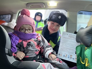 Особое внимание сотрудники Госавтоинспекции обратили на соответствие параметров автокресла к росту и весу ребёнка