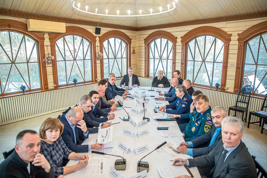 Андрей Иванов провел совещание по готовности Крещенских купелей в Одинцовском городском округе, Январь