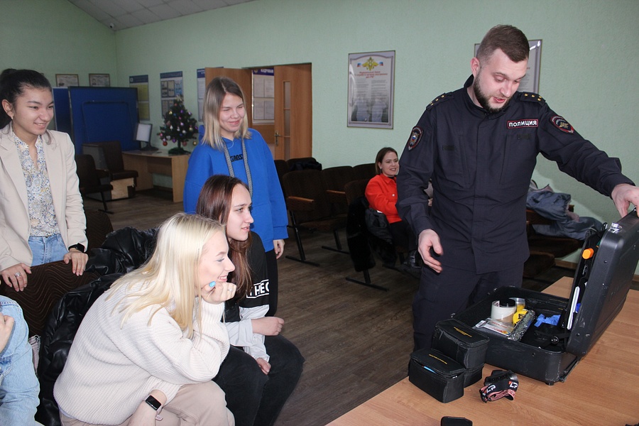 Одинцовские полицейские присоединились к Всероссийской акции «Студенческий десант», Январь