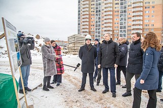 Ход строительства школы на 1100 учеников в звенигородском микрорайоне Восточный проверил Андрей Иванов