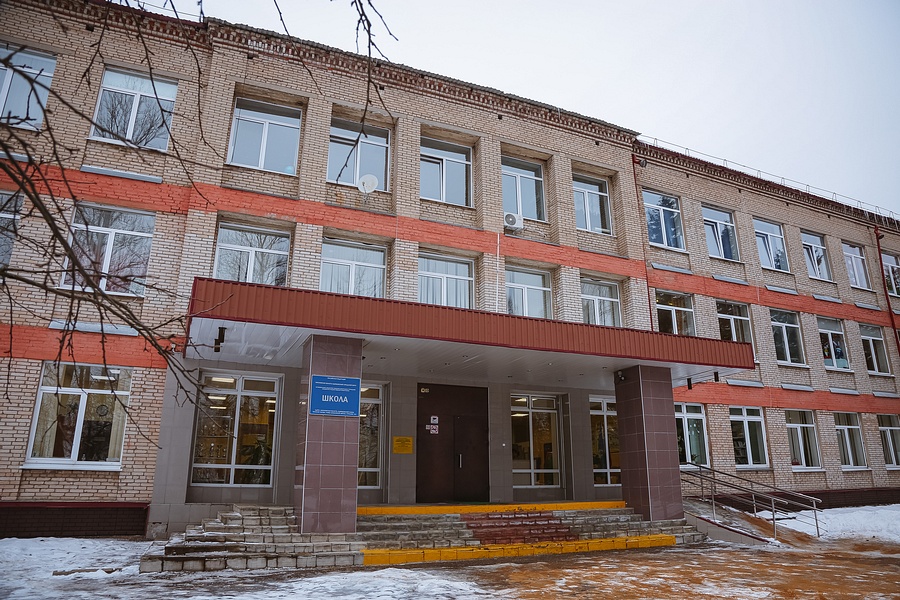 Здание Часцовской школы — самое крупное в составе образовательного комплекса, Февраль