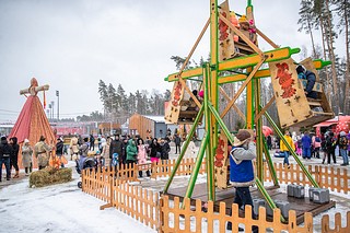 По традиции, Пушкинская поляна в Захарово стала главной площадкой проводов зимы
