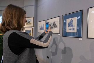 В Музейно-храмовом комплексе ВС РФ Минобороны России открылась выставка «Путь к свету»