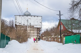 Главной темой встречи стала ситуация с проездом по улице Городок, которая ведёт к Собору Успения Пресвятой Богородицы