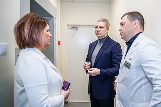 Качество ремонта хирургического корпуса звенигородской Горбольницы № 45 проверил Андрей Иванов