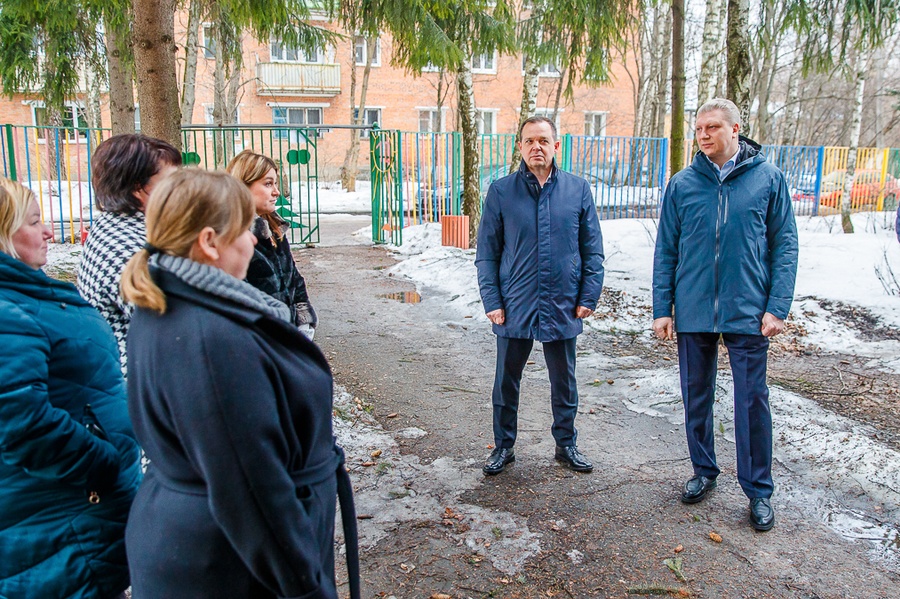 Андрей Иванов проверил ход капитального ремонта детского сада на 140 мест в Одинцово, Март