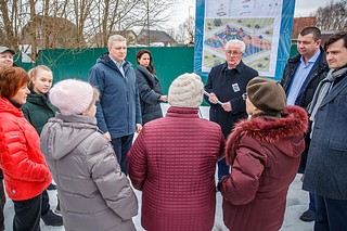 Андрей Иванов обсудил с инициативными жителями села Юдино вопрос установки детской игровой площадки