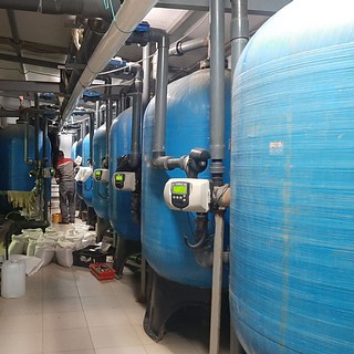 Плановые работы по замене загрузки проводятся один раз в 3-5 лет в зависимости от результатов лабораторных исследований