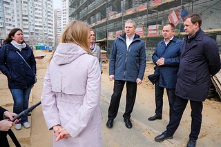 Андрей Иванов проинспектировал ход строительства детского сада в Новой Трёхгорке