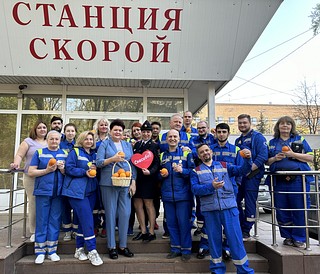 Одинцовские Госавтоинспекторы поздравили работников скорой медицинской помощи с профессиональным праздником
