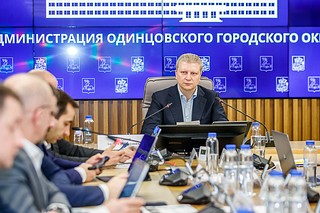 Глава Одинцовского округа Андрей Иванов прокомментировал ситуацию с подтоплением, которое произошло на прошлой неделе на территории жилого комплекса «Ракитня» в Звенигороде. Как сообщил глава муниципалитета, застройщик — «Стройпромавтоматика» — возвёл жилой комплекс с явными ошибками в проектировании. Исправить ситуацию может строительство полноценного коллектора — сейчас этот вопрос прорабатывает муниципалитет