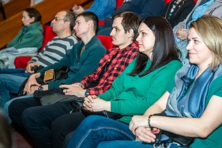 Заместитель главы администрации Александр Тесля выступил с докладом об итогах работы за I квартал