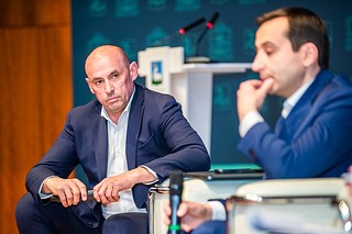 Первый заместитель главы администрации Михаил Пайсов выступил с докладом об итогах работы за I квартал
