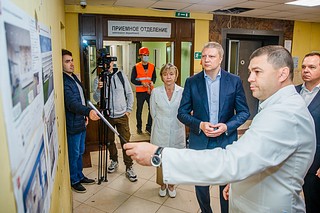 Андрей Иванов проверил ход капитального ремонта Хирургического корпуса Одинцовской больницы