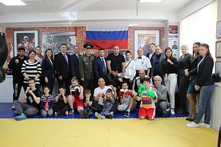 Клубное формирование по боксу «Чемпион» открыло свои двери для молодёжи