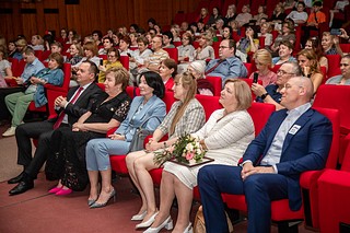 В Одинцовском округе поздравили социальных работников с профессиональным праздником
