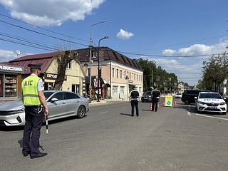 Одинцовские Госавтоинспекторы проводят профилактический рейд «Детское кресло»
