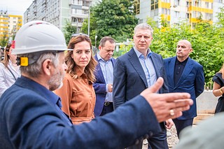 Глава Одинцовского округа Андрей Иванов проверил ход возведения социального объекта на улице Вокзальная