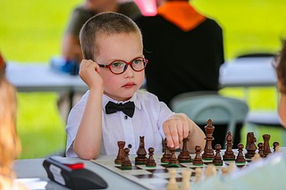 Первый этап Кубка президента Федерации шахмат Московской области, международного гроссмейстера Сергея Карякина прошел в парке культуры, спорта и отдыха им. Ларисы Лазутиной в минувшие выходные