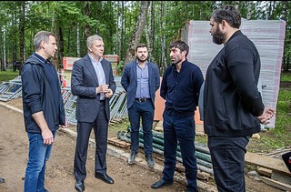 Андрей Иванов проинспектировал ход капитального ремонта школы № 2 имени Безбородова в Кубинке