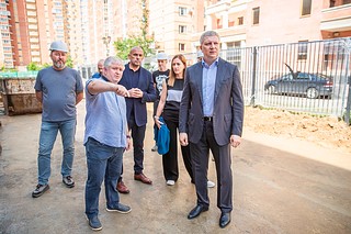 Ход ремонта образовательного учреждения проконтролировал глава Одинцовского округа Андрей Иванов