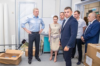 Андрей Иванов проверил готовность к открытию новой поликлиники в селе Ромашково
